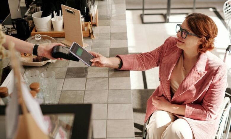 24 7 customer service available